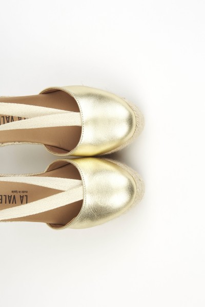 Charlene Oro | Gold Wedge Espadrilles